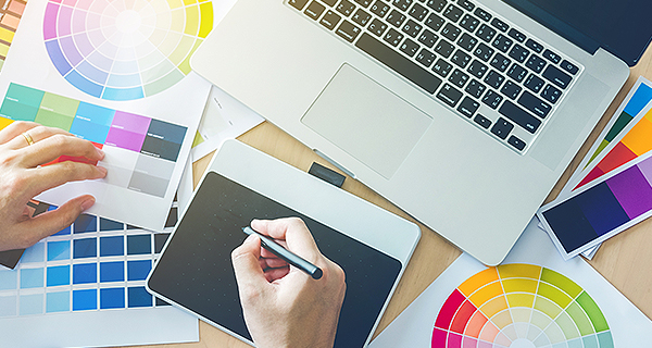 パンフレット・フライヤー・看板・名刺等のデザイン業務全般